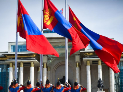 Энэ БААСАН гарагт бүх нийтээр амарна 