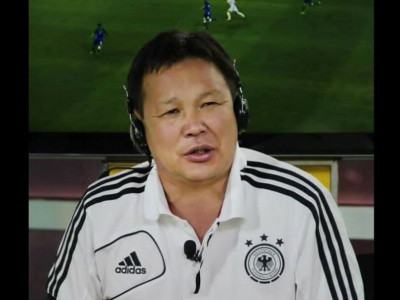 Хөлбөмбөгийн тайлбарлагч Э.Балжинням тaaлaл төгcлөө