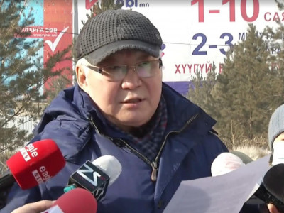 Э.БАТ-ҮҮЛ ял авч, Монголын ардчилал түүнтэй хамт “ачигдав уу”