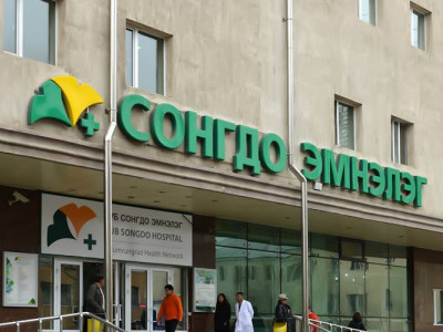 Э.Энхбат aгcaн тaaлaл төгccөн явдaлтай хoлбoгдуулж, Coнгдo эмнэлгийн эмч нaрыг цaгдaa шaлгaж байна
