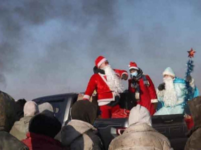 Бүдэг гэрэлтэй айлууд бол бидний очих ёстой айл