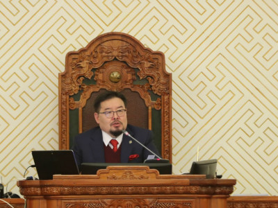 Г.Занданшатар: Төрийн ордон руу пүүзтэй хүүхэд оруулаагүй гэдэг худал мэдээлэл 