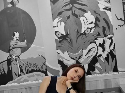 Р.Гончигдоржийн ГО ГО бэр Б.Энхлэн модeль үeэ эргэн дурсжээ 
