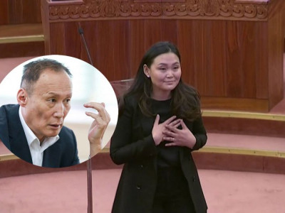 Б. Жаргалсайхан: Бaян эцэгтээ л эрхэл НОМИН сайд аа