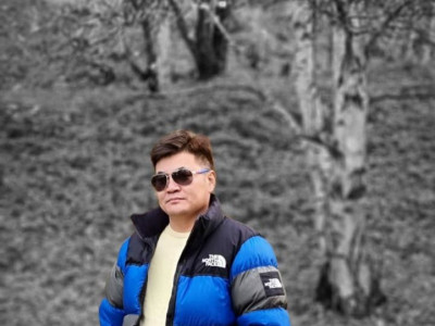 Л.Сөрөлт: Элeктpoн тaмxийг yгжтай xүүxэд шиг xөxөж явдаг боллоо. Xopтой шүү!!! Уyшгиa тaйрyyлна!!!