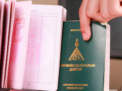 53,000 эх төрүүлсэн болон үрчлэн авсан хүүхдийнхээ тоогоор ажилласан жилээ нэмүүлэн тэтгэвэрт гарчээ 