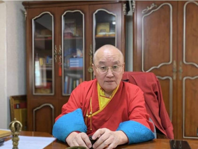 Д.Мэндбаяр: Ирээдүй үеийн буддын шашинд итгэх итгэл алдагдаж байна