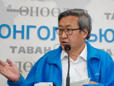 Гадаадын тагнуулын байгууллагатай хамтран ажилласан гэх Ч.Мөнхбаярт холбогдох хэргийг хяналтын шатны шүүх хэлэлцэнэ