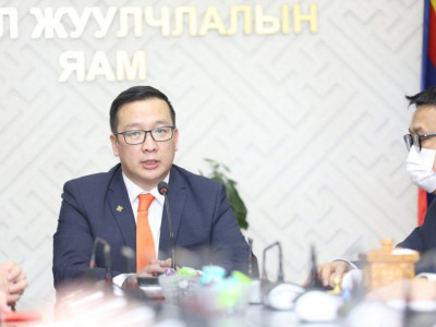 Б.Бат-Эрдэнэ: Иргэд дуртай газраа очоод хонодог байсныг болиулж байгаа агуулга Аялал жуулчлалын тухай хуулийн төсөлд байхгүй
