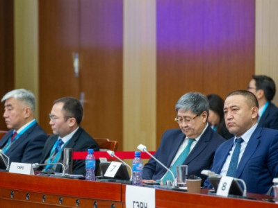 Ч.Хүрэлбаатар: Б.Энхбаяраа нэг юм сайн ойлгоорой. 2020 оны шалгалтыг Б.Лхагвасүрэн бид хоёр зохион байгуулсан 