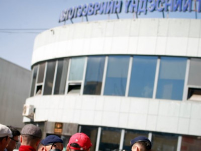 Ажлын байранд архидан согтуурсан АТҮТ-ийн мэргэжилтнийг чөлөөлжээ