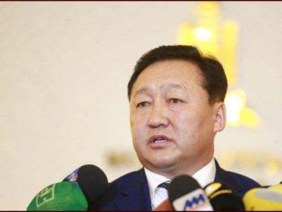 Д.Тогтохсүрэн: Монгол ёсоор ахмадуудад 20,000 төгрөг өгч, хүндэтгэл үзүүлсэн. Энэ бол тойрогтоо ажиллахдаа хийж болохгүй зүйл биш