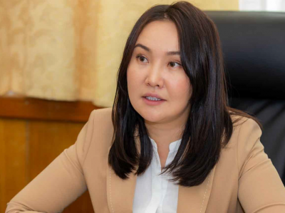 Ч.Ундрам: Мэдлэгт суурилсан эдийн засагтай үндэстэн болъё гэвэл англи хэл чухал