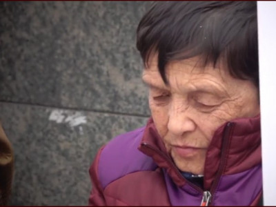 БНСУ-д хүний гарт амиа алдсан хүүгийнхээ хэргийг шийдүүлэх хүсэлтэй эх төрийн өндөрлөгүүдийг хүлээж байна