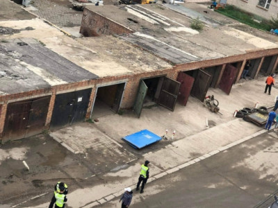 Гараашнаас автомашин гаргахдаа бусдыг дайрч амь насыг нь хохироожээ