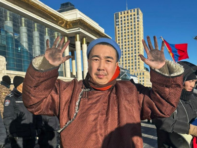 Б.Ундармаа: У.Цогтбаярын хүчирхийлэл үйлдсэн, танхайрсан гэх зөрчлийн хэрэгт 7 хоног баривчлах шийтгэл ногдуулсан