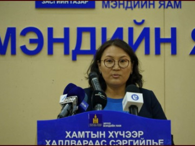 ЭМЯ: Үерийн усанд хүрэхгүй, хөл нүцгэн явахгүй байхыг анхааруулж байна
