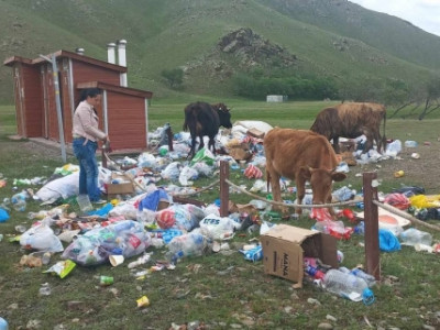 Тэрэлжээс 17.5 тонн хог гарчээ