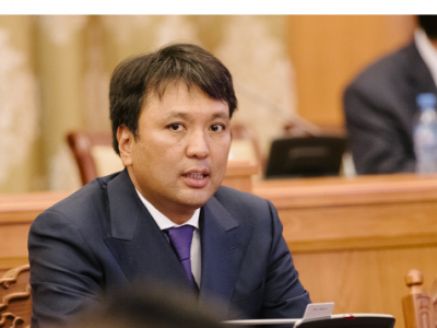 Т.Доржханд: Бонд зарж өр тавиад, Хятадаас нүүрсээ өндөр үнээр буцаан авч, намынхаа сайдын наймааг дэмжээд ч хамаагүй утааг дарсан баатар болж сонгуульдъя гэдэг зураг харагдаж байна 