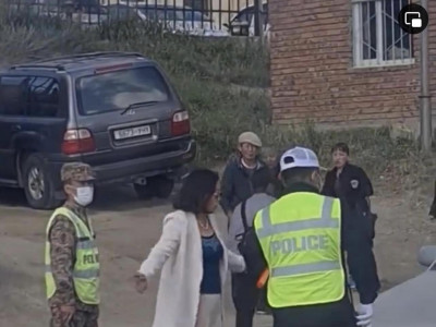 Дугаарын хязгаарлалтыг эсэргүүцэж, алба хаагчтай зүй бусаар харьцсан иргэнд Зөрчлийн хуулиар арга хэмжээ авсан гэв