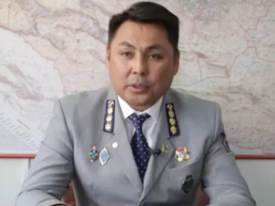 “...Сайдын баз” Б.Даваасүрэн гаалийг базаад л байж байг уу?!