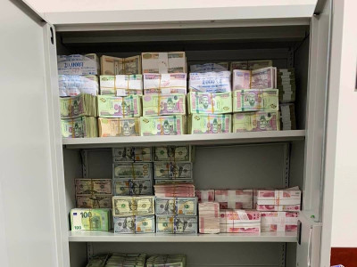 ₮7.3 тэрбумын хэрэгт холбогдсон С.Батдөлийн хорих ялаас хоёр жилийг хасжээ