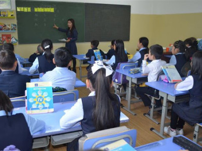 Сурагчдын хичээл эхлэх өдрийг шилжүүлэх зохицуулалт хийгдэхгүй