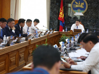ЗГ: Амиа алдсан алба хаагчдын ар гэрт гурван өрөө байр олгоно