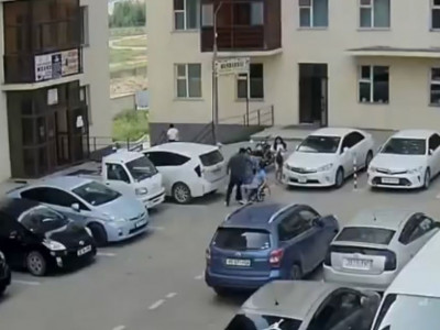 Маргалдсаны улмаас тэргэнцэртэй иргэний биед халдсан үйлдлийг Хан-Уул дүүргийн цагдаагийн хэлтэс шалгаж байна