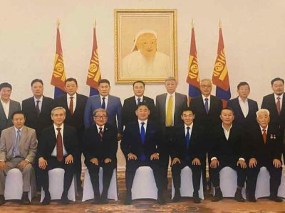 “Икс”-ийн зургийн тайлбар, “Экс”-үүдийн уулзалтын сэдэв 