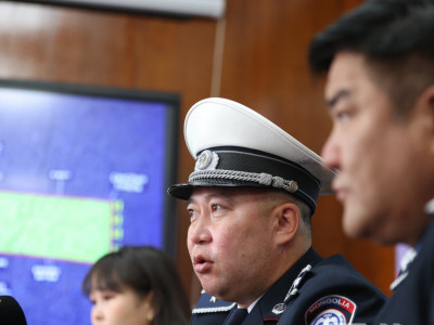 Бямба гарагт Баруун дөрвөн замаас Зүүн дөрвөн зам хүртэл автомашины хөдөлгөөнийг хязгаарлаж, цахилгаан скүүтэр, суррон, мопед оруулахгүй