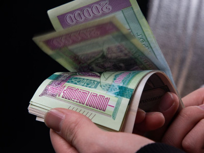 Энэ оны хоёрдугаар улирлын байдлаар НДШ төлсөн ажиллагчдын 50% нь 2.4 сая төгрөгөөс бага цалинтай байна