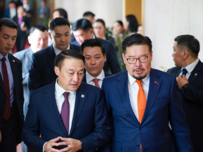 Д.Амарбаясгалан: Маргааш ТББХ дээр нүүр нүүрээ харж байгаад баримттай, нээлттэй ярилцаж, олон нийтийн эргэлзээнд цэг тавья