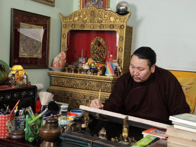 Д.Ухаанзаяа: Одоо үед урласан торгон зээгт наамлын үзэсгэлэн гэдгээрээ Монголдоо анхных нь