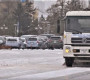 22 бригадын 298 үйлчлэгч, 10 орчим техникээр зам талбайн цас цэвэрлэж байна