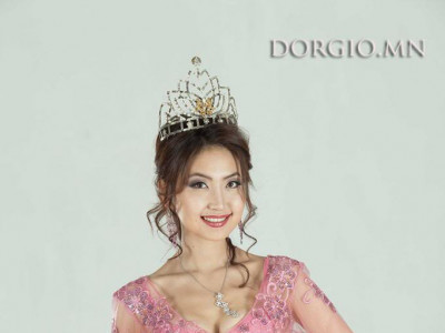  “Мисс Монголиа 2004” тэмцээний тэргүүн мисс Ч.Содтуяа: Мисс хүн бол сайн сайхан, энх тайваны билэг тэмдэг байдаг