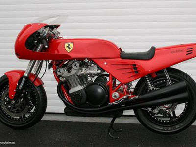 Ferrari анхны мотоциклио бүтээнэ