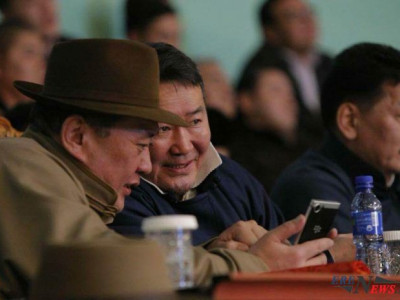 Х.Баттулга, М.Энхболд хоёрын уулзалт буюу Монголын улс төрийн цоо шинэ хоршил